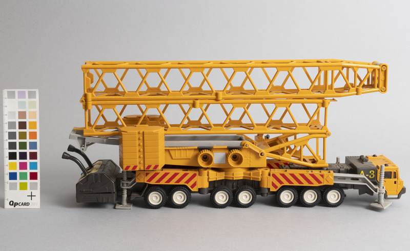 crane car