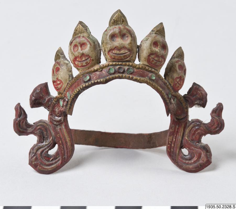 headgear, sculpture part, crown, skull crown,