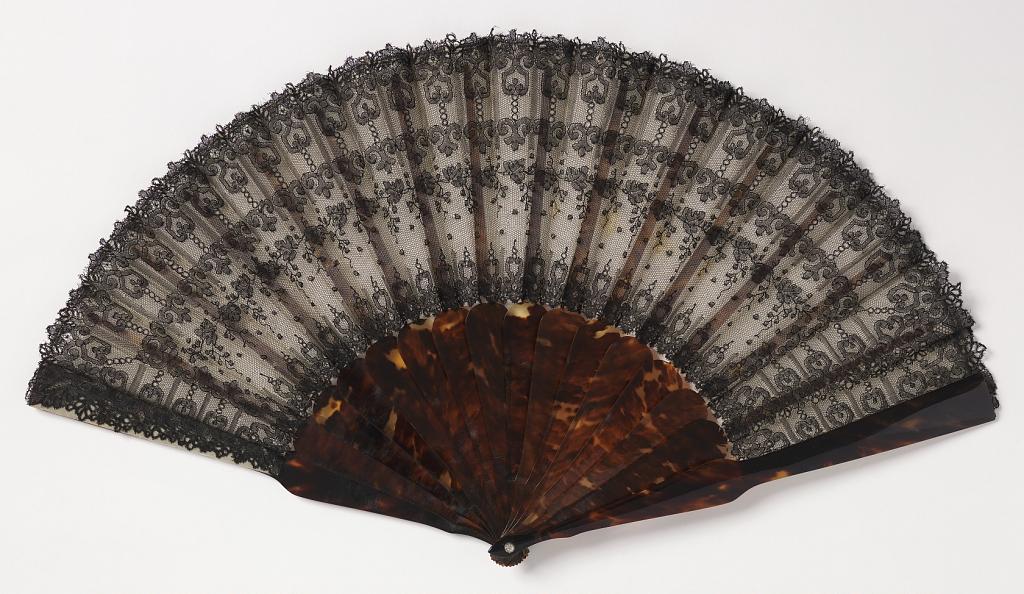Pleated fan